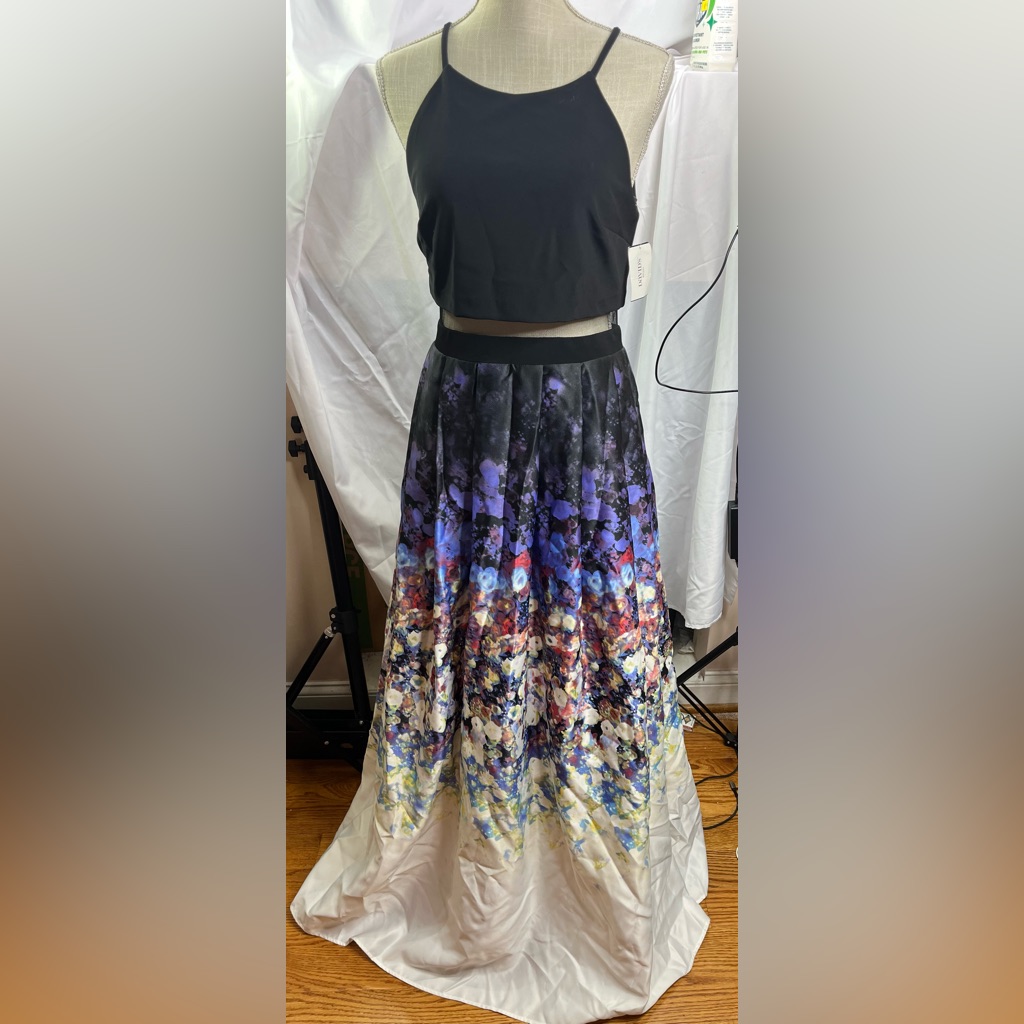 Betsy &Adam Gown Size 6 Nwt!